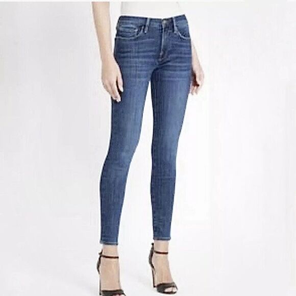 KENDALL + KYLIE Sz 9/29 The Ultra Babe Skinny Jeans Light Blue Wash Mid-Rise - Picture 2 of 13